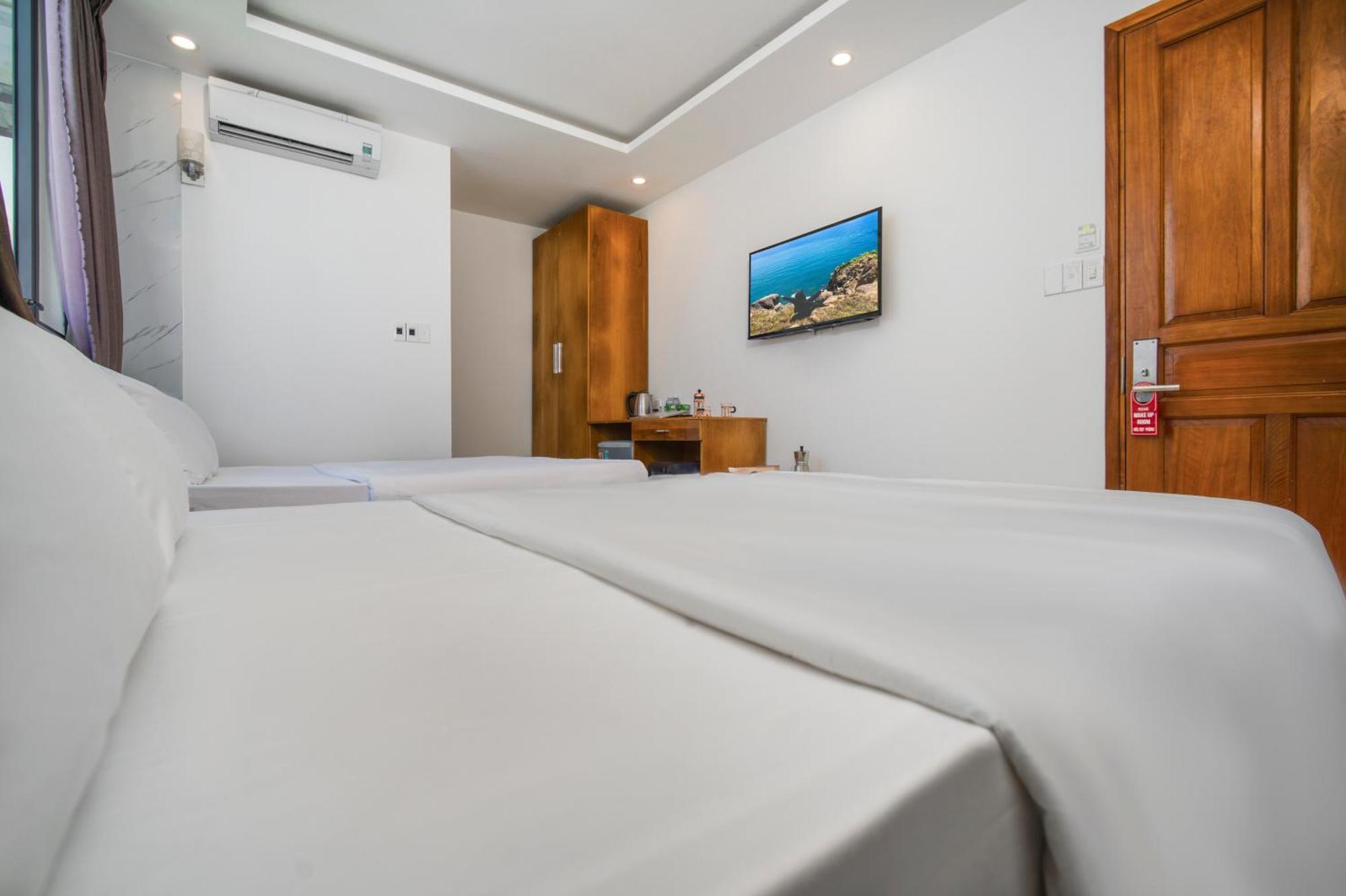 Trang Ngan Hotel By Thg Da Nang Esterno foto