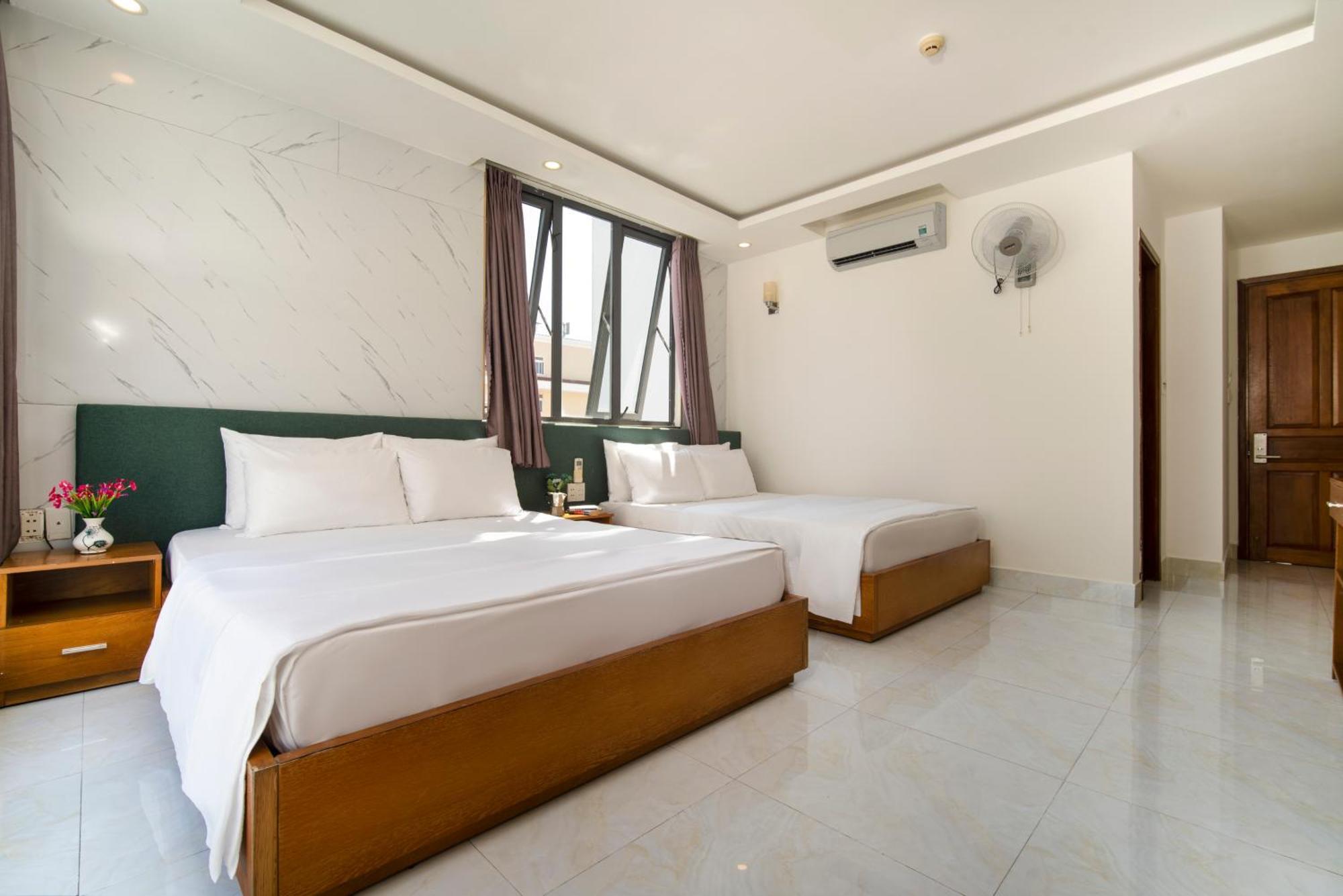 Trang Ngan Hotel By Thg Da Nang Esterno foto