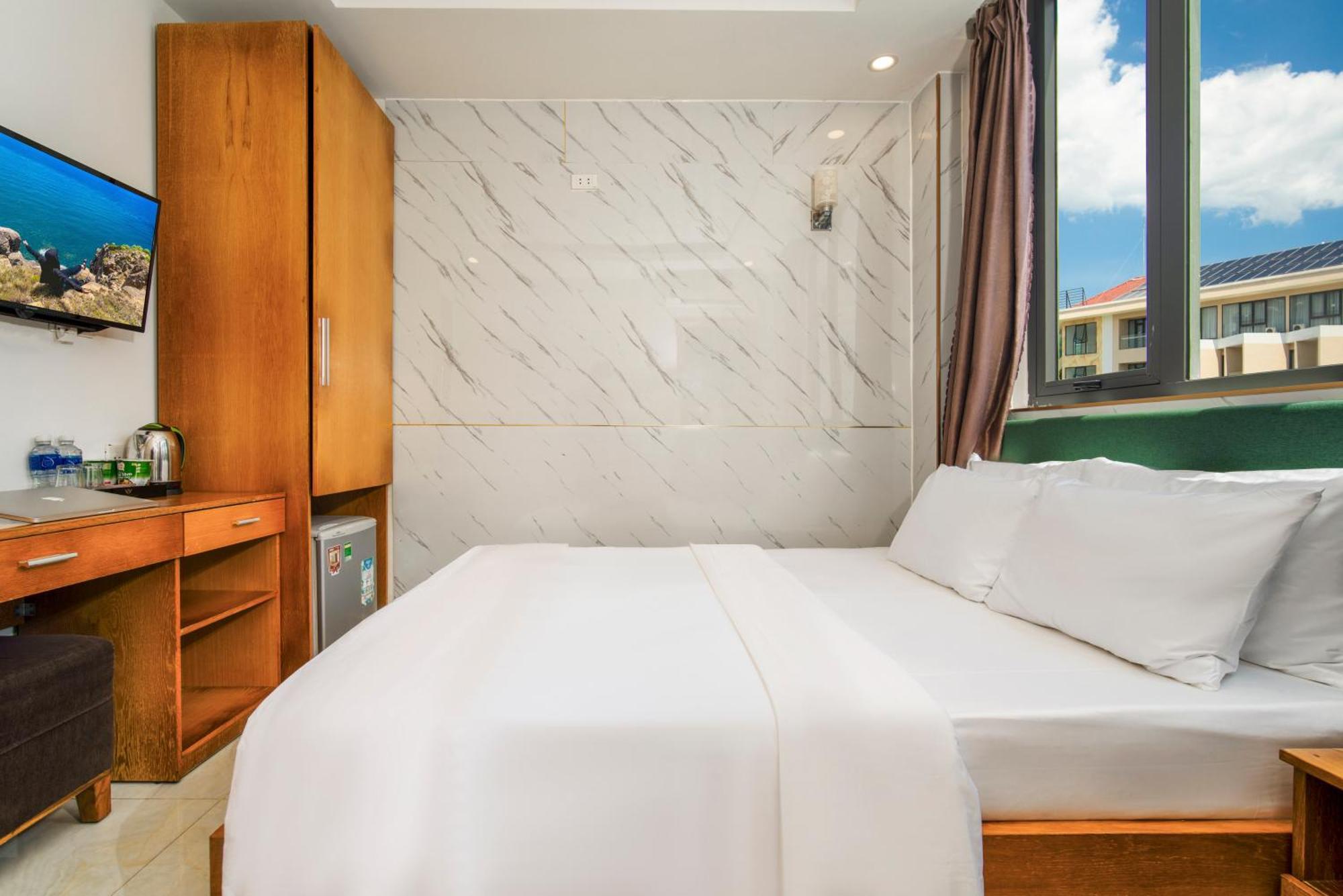 Trang Ngan Hotel By Thg Da Nang Esterno foto